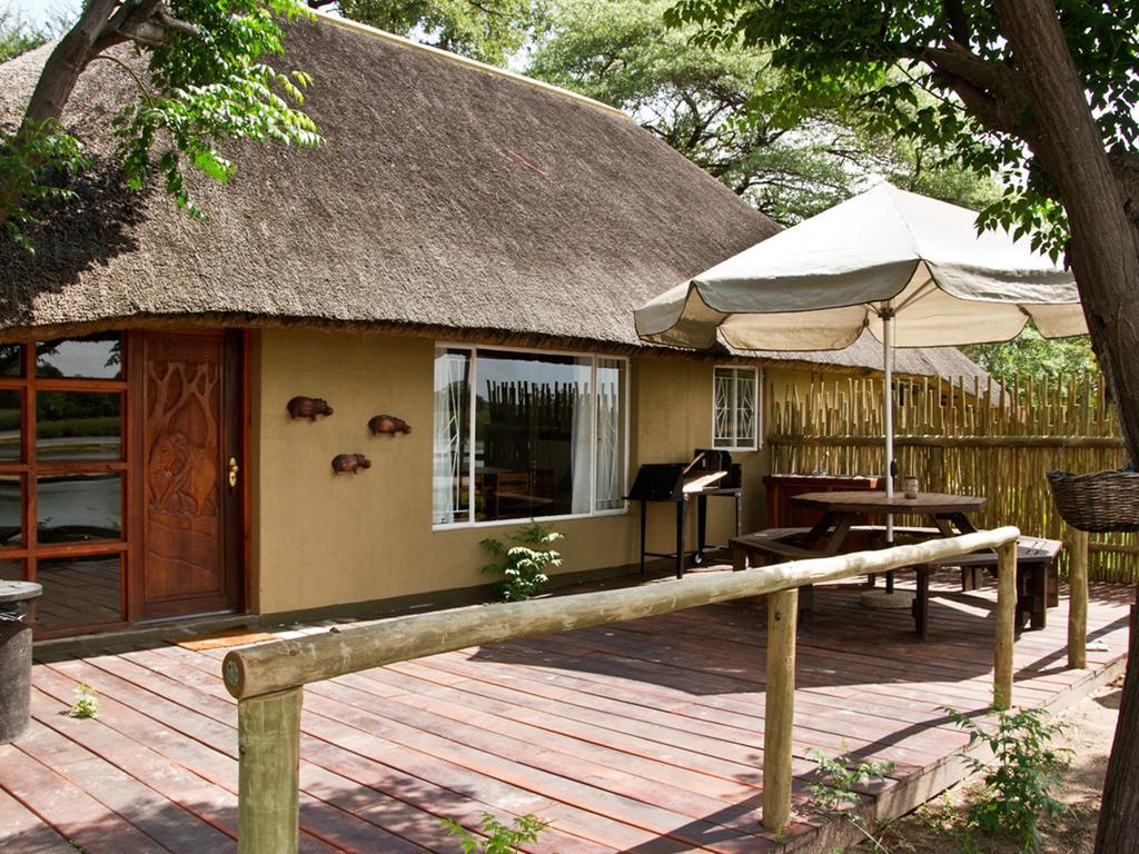 Gondwana Hakusembe River Lodge Rundu Rom bilde