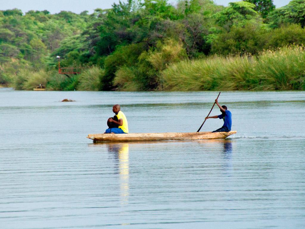 Gondwana Hakusembe River Lodge Rundu Eksteriør bilde