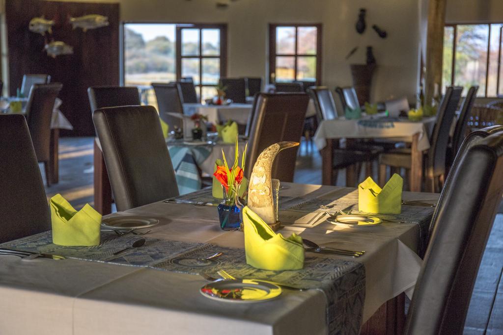 Gondwana Hakusembe River Lodge Rundu Eksteriør bilde